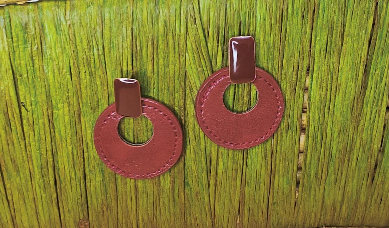 Round scarlet leather earrings